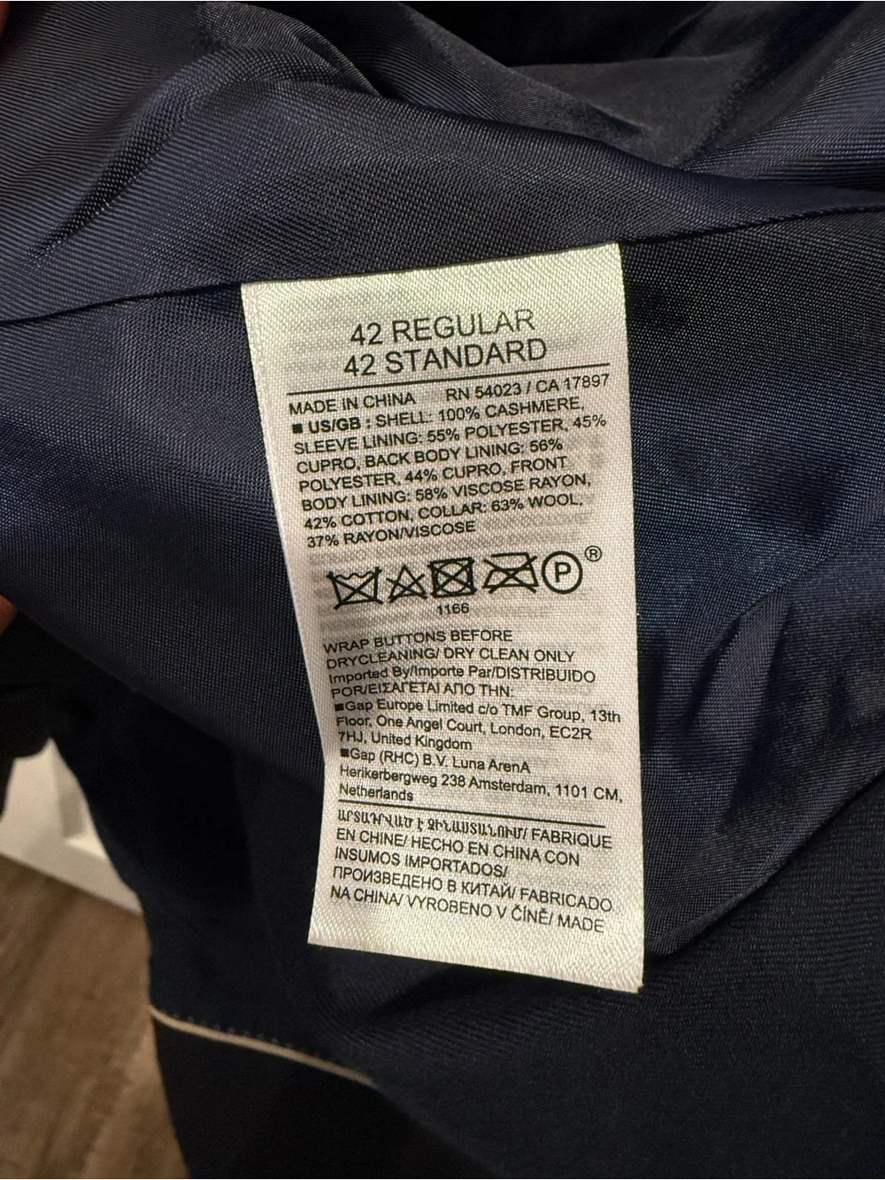 Banana Republic Men's Signature Italian Cashmere Blazer
